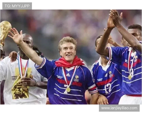 聚焦全球足球明星的传奇历程与未来发展趋势