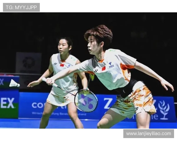 成都羽毛球队荣登全国配合排行榜第二名展现卓越实力与团队默契