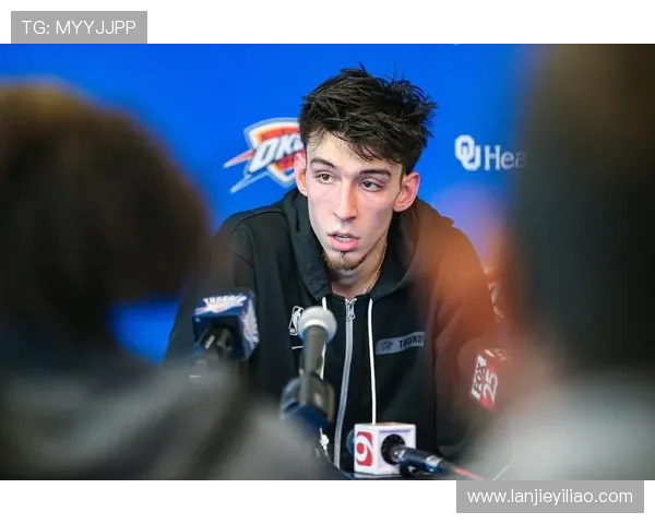 切特霍姆格伦的崛起与未来展望：篮球新星的成长之路