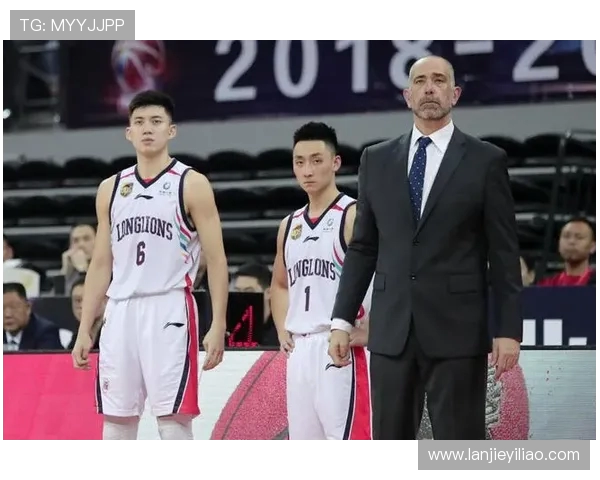 安徽文一与拉萨净土的较量谁能在赛场上笑到最后